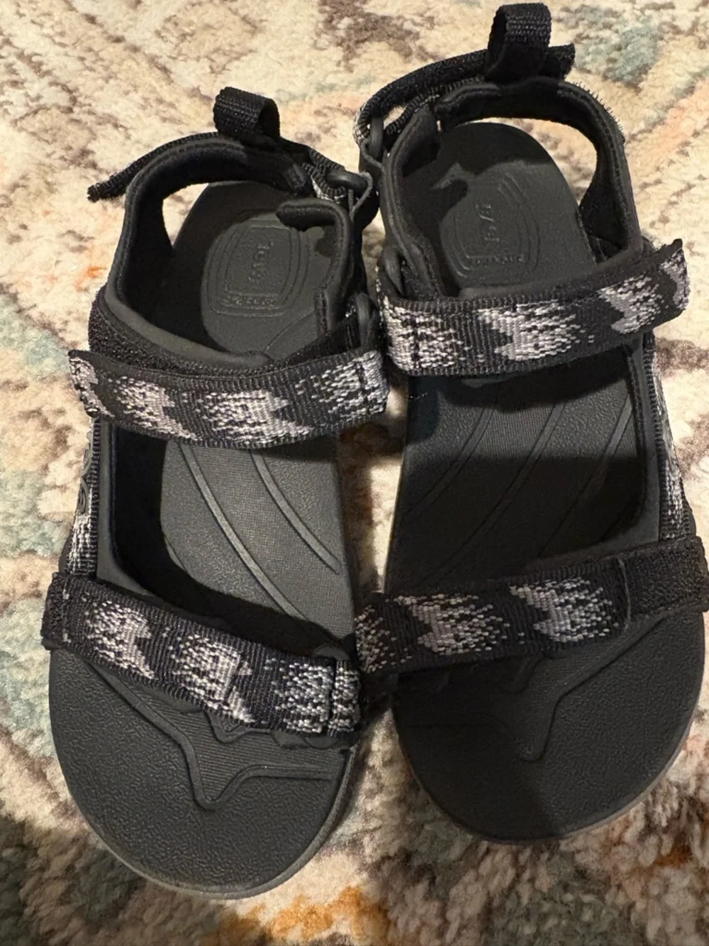 NEW/ Teva Black Cushioned Shockpad Sandals